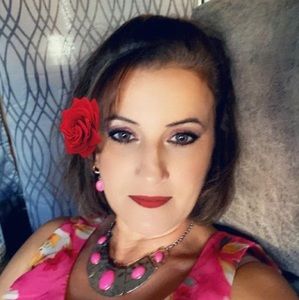 Meet your Posher, Carla